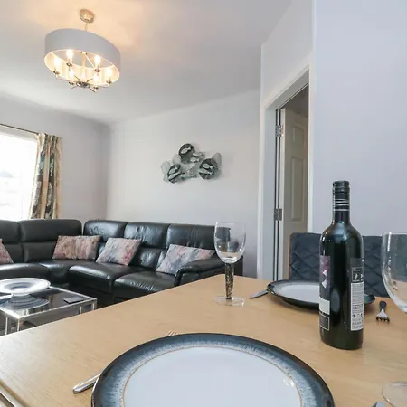 Cuckoo's Nest 아파트 휫비