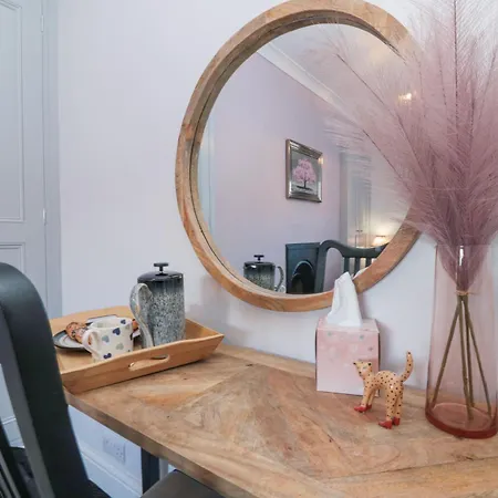 Cuckoo's Nest * Уитби